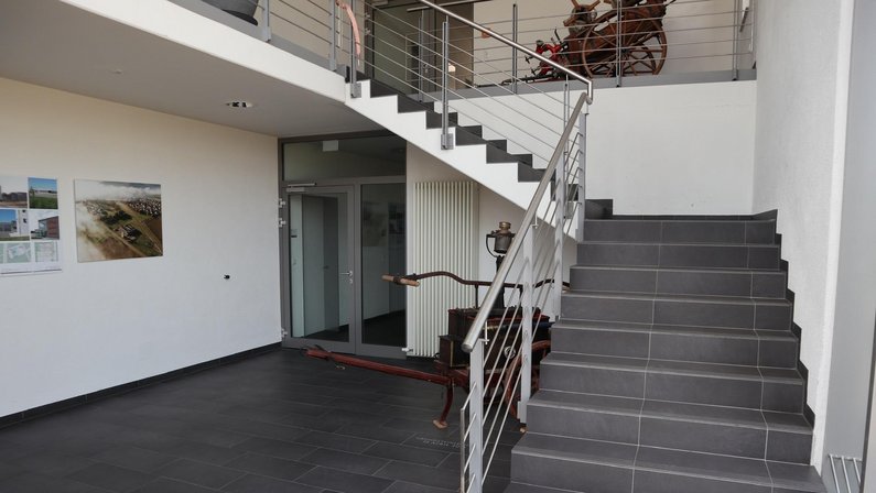 Bild zeigt das Foyer der Feuerwache